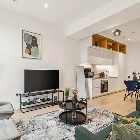 Luxury Apartment With Gym, Cinema, Game Room And Parking